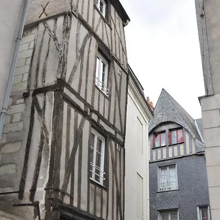 Appartement Coeur Historique Proche Des Halles